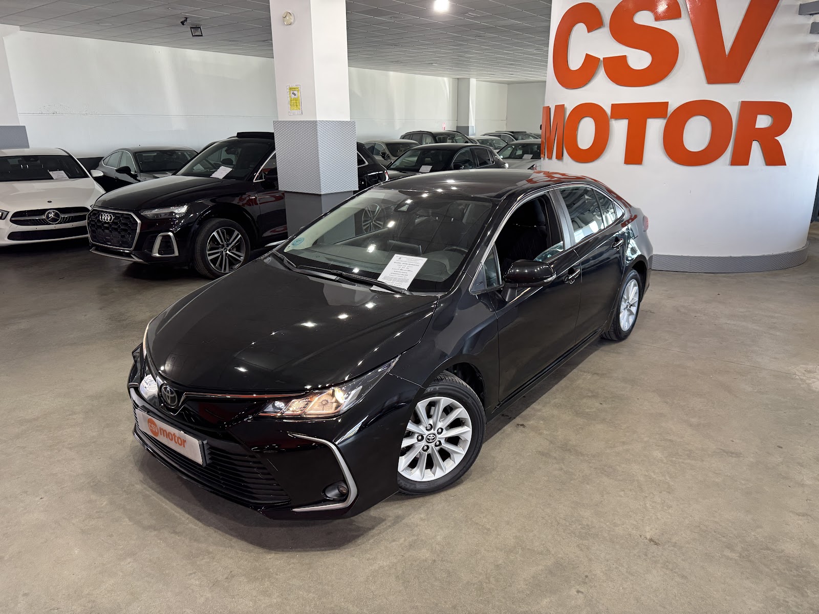 TOYOTA COROLLA 1.5 VVT-i 125 Active Sedán