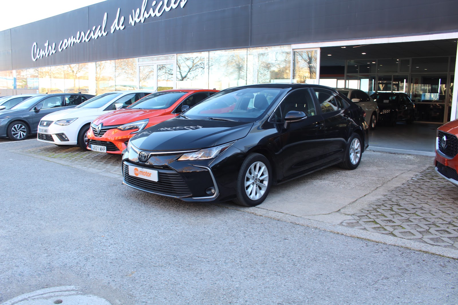 TOYOTA COROLLA 1.5 VVT-i 125 Active Sedán