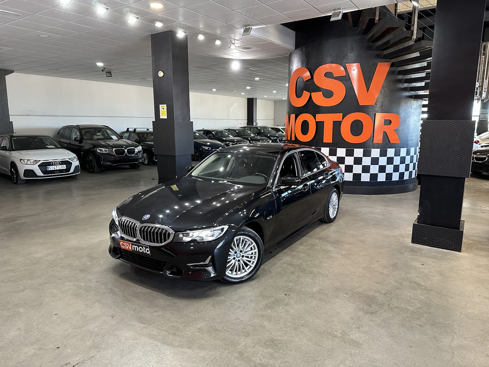 BMW SERIE 3 330e 292