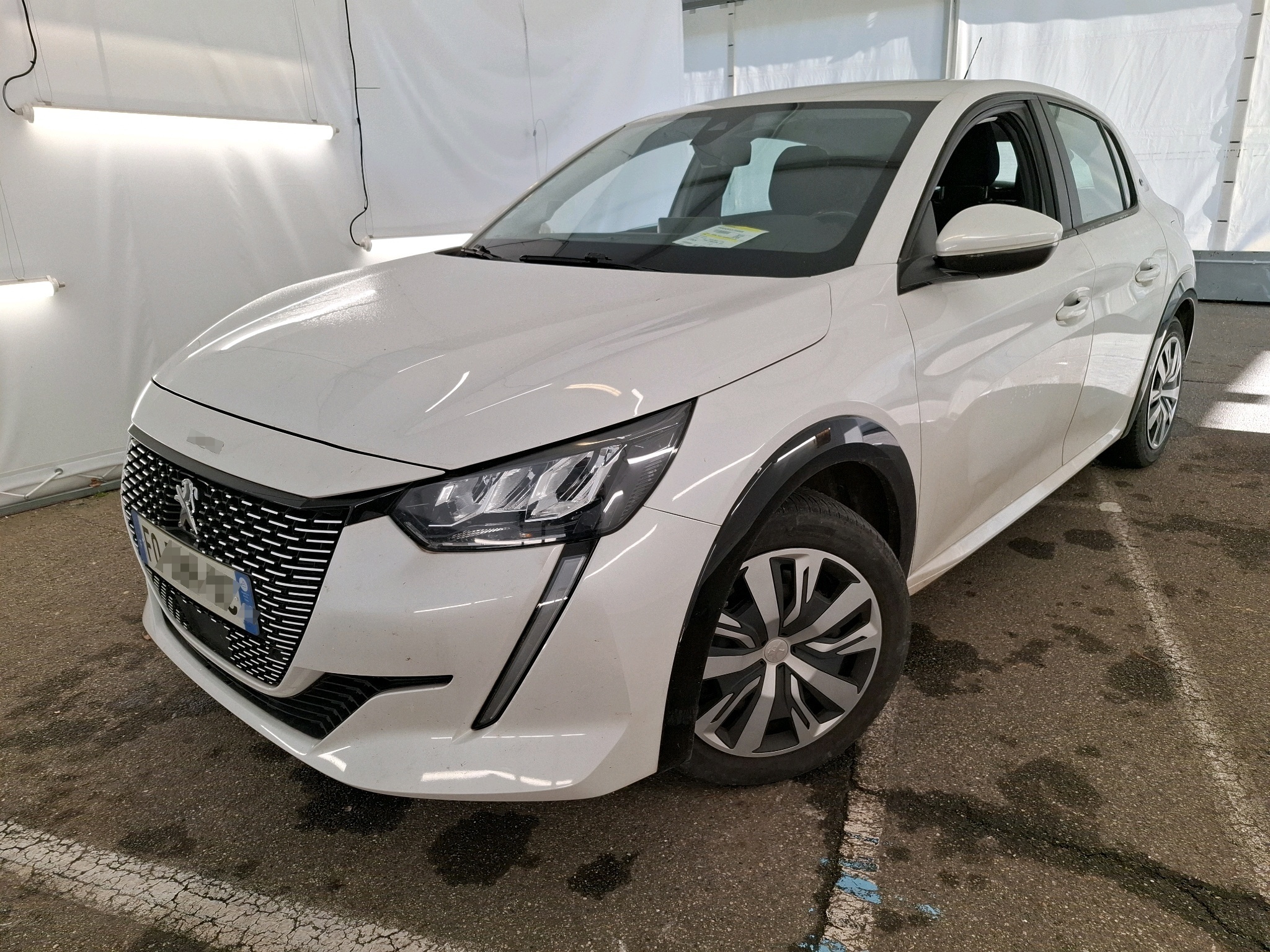 PEUGEOT 208 50 kWh 136 Active