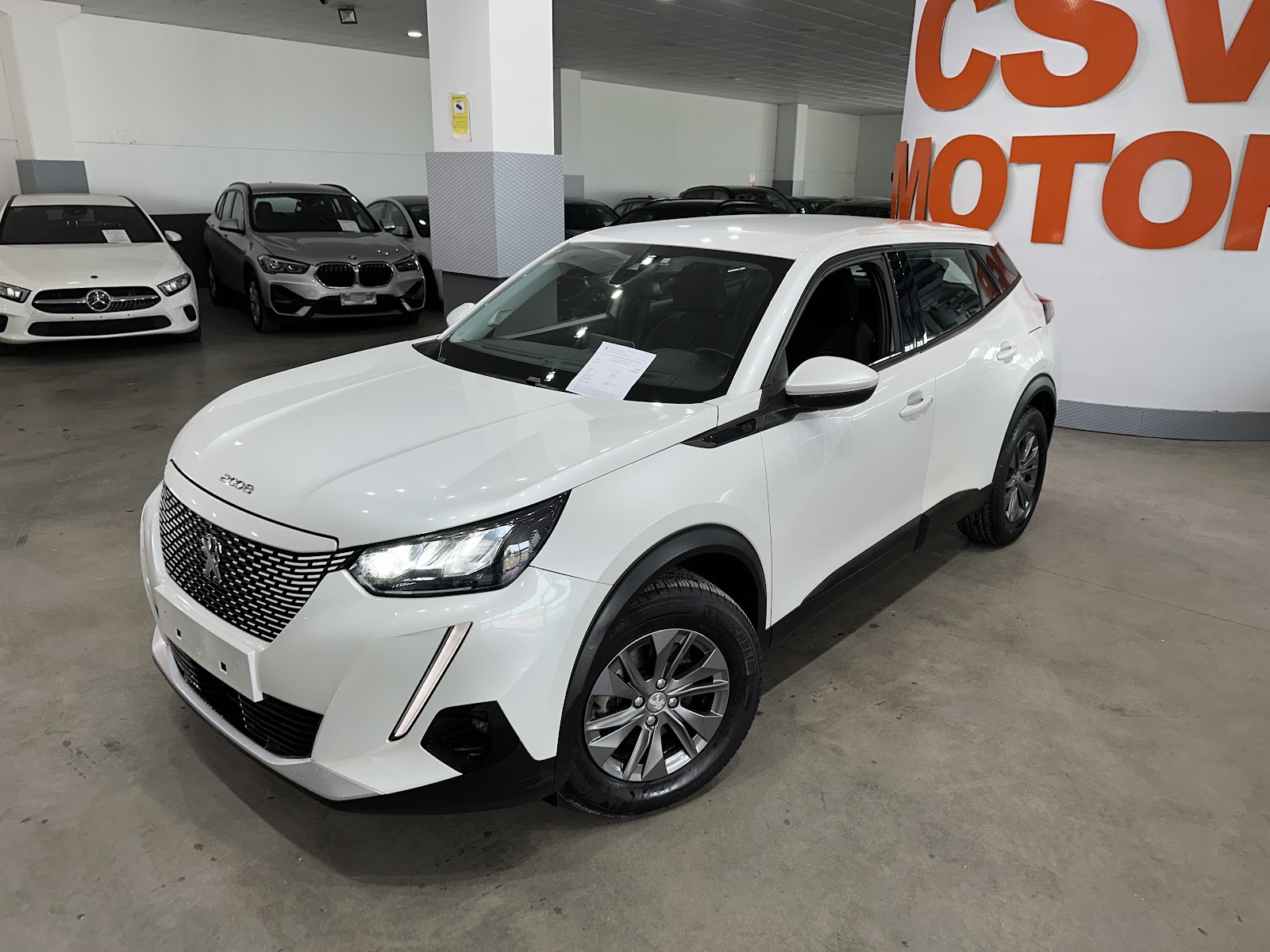 PEUGEOT 2008 50 kWh 136 Active