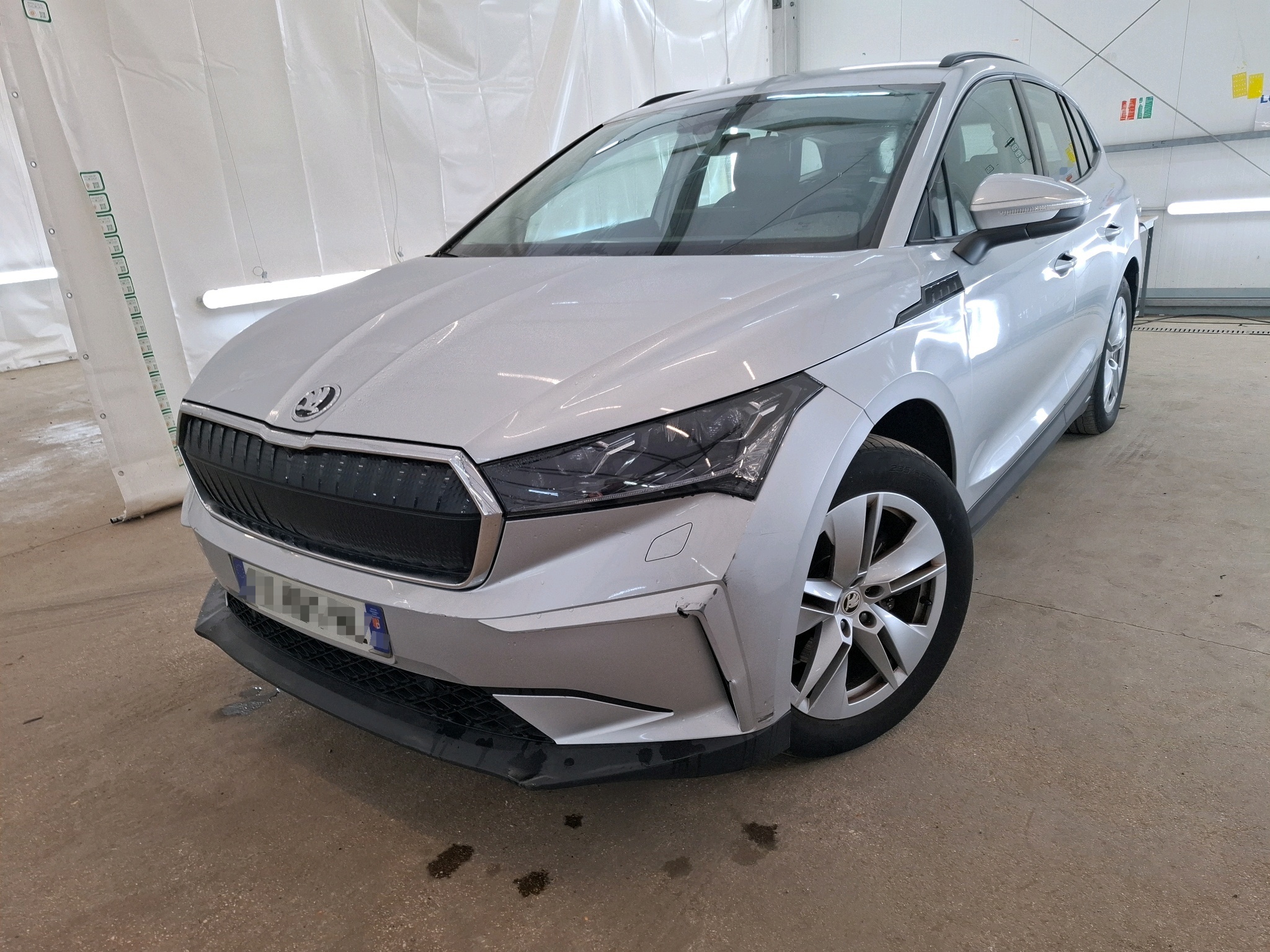 SKODA ENYAQ iV 60 180 62 kWh Base