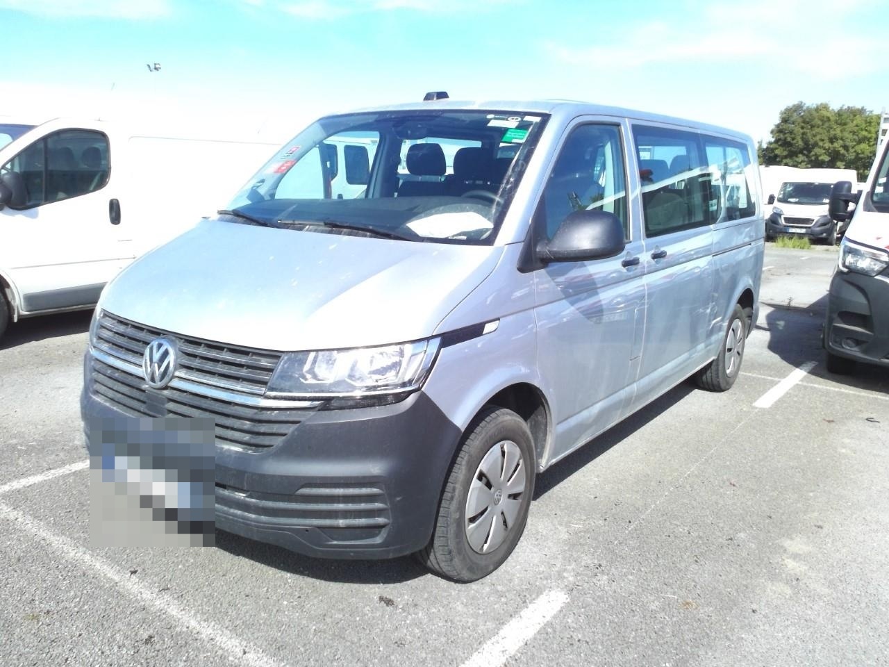 VOLKSWAGEN TRANSPORTER 2.0 TDI 110 Combi L2