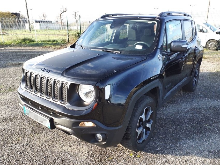 Salpicadero de Jeep Renegade 2022 · foto real CSV Motor