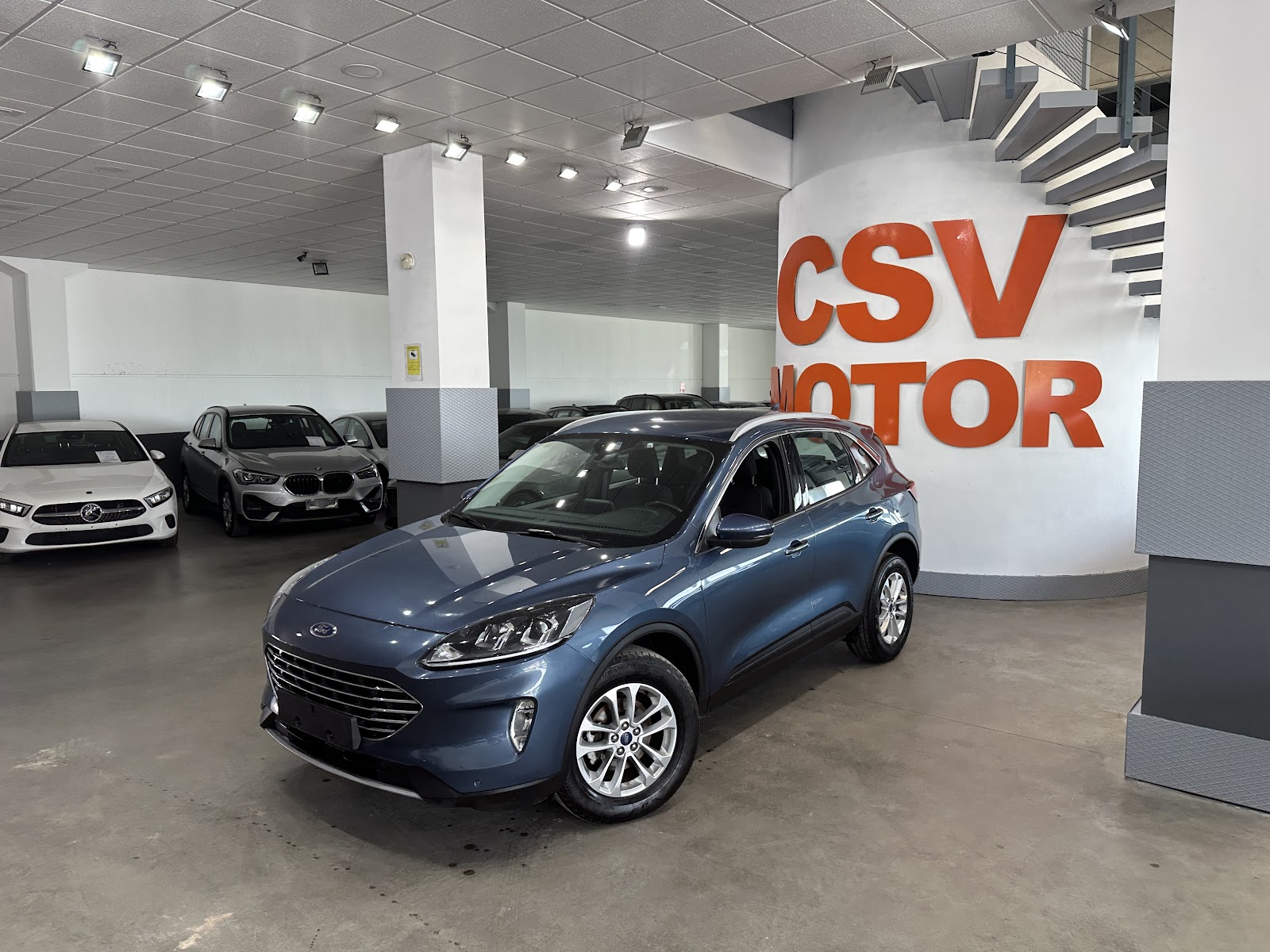 FORD KUGA 2.5 Duratec 190 Titanium