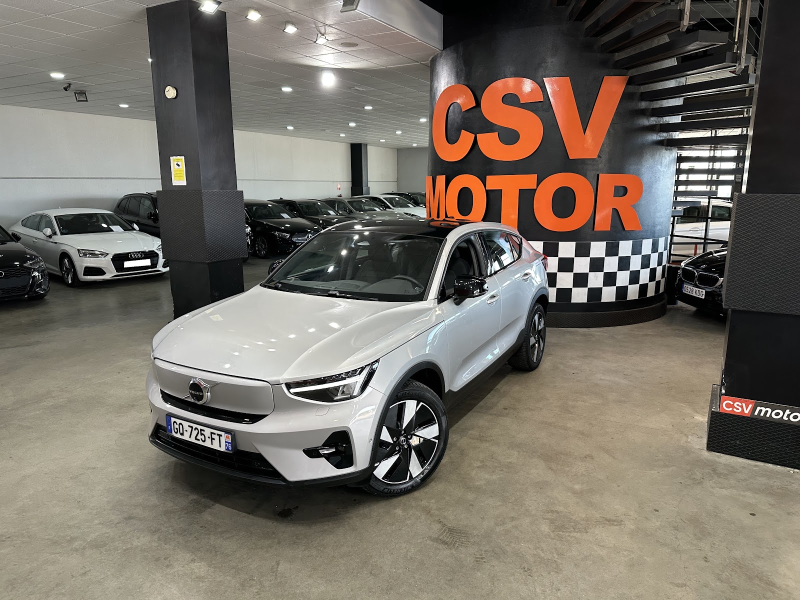 VOLVO C40 75 kWh 408 Ultimate AWD
