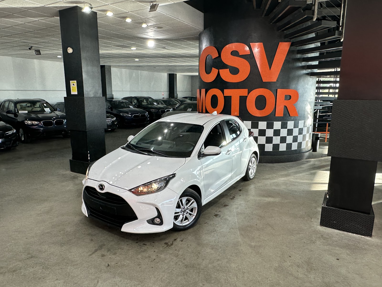 MAZDA 2 1.5 Hybrid 116 e-CVT Centre-Line