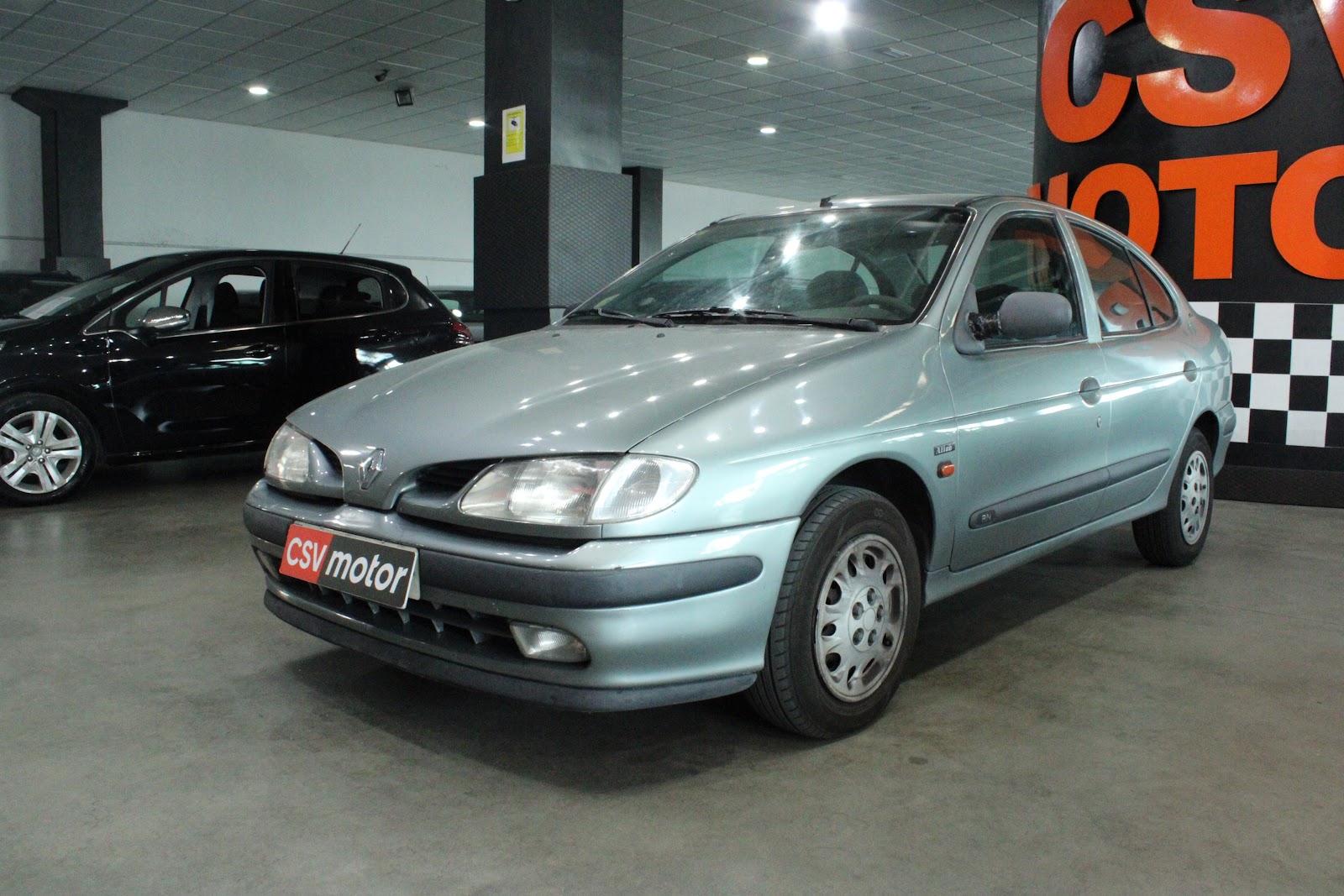 RENAULT MEGANE Classic