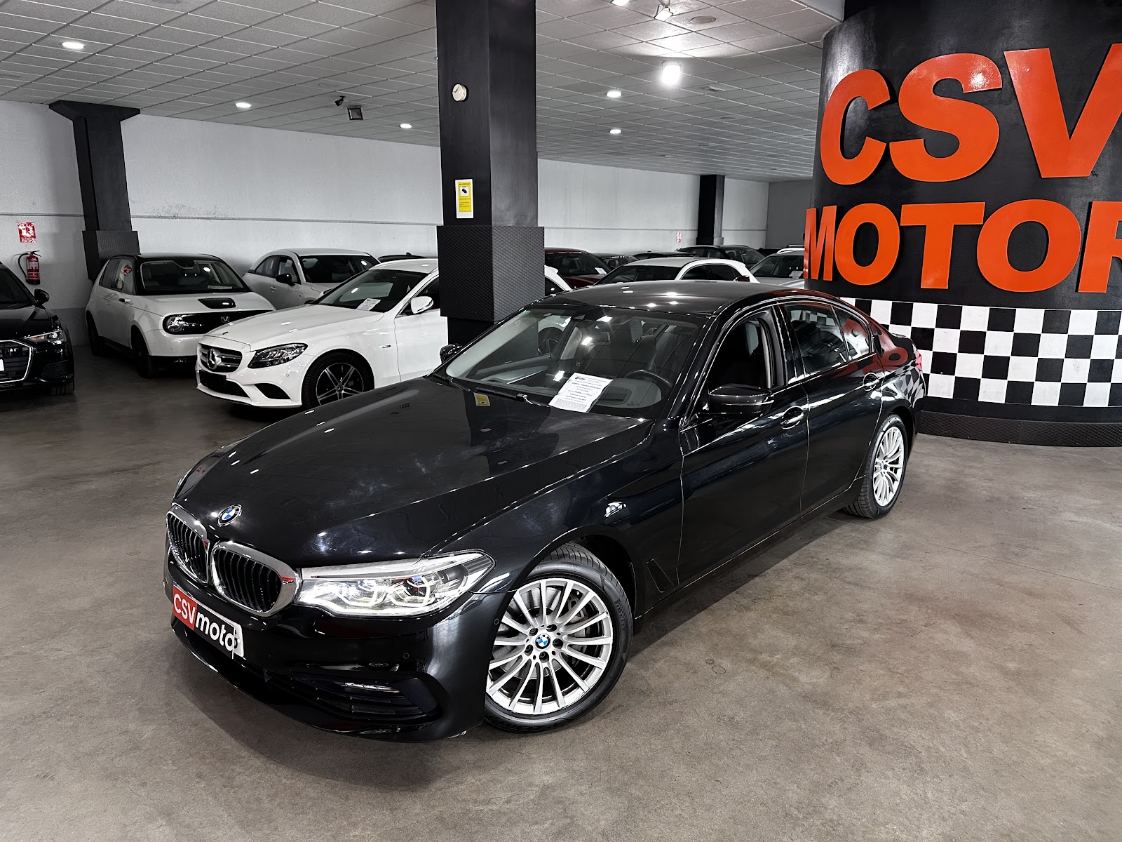 BMW SERIE 5 540i 326