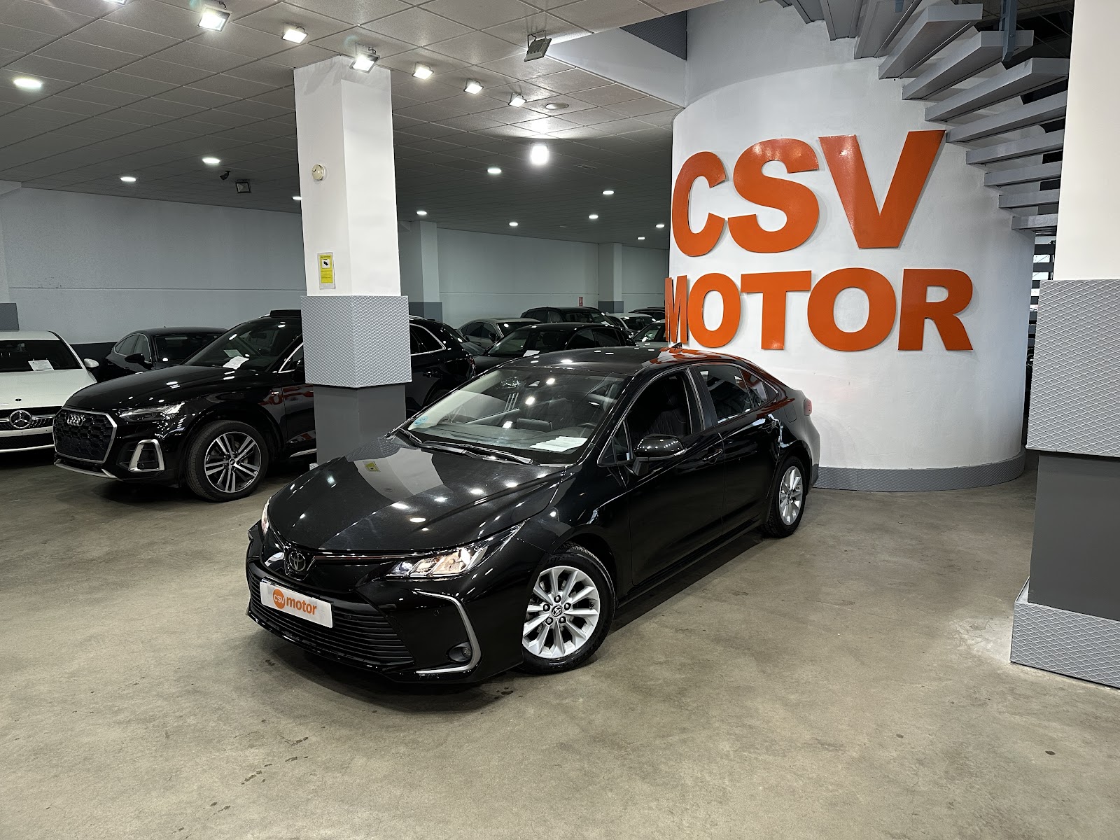 TOYOTA COROLLA 1.5 VVT-i 125 Active Sedán