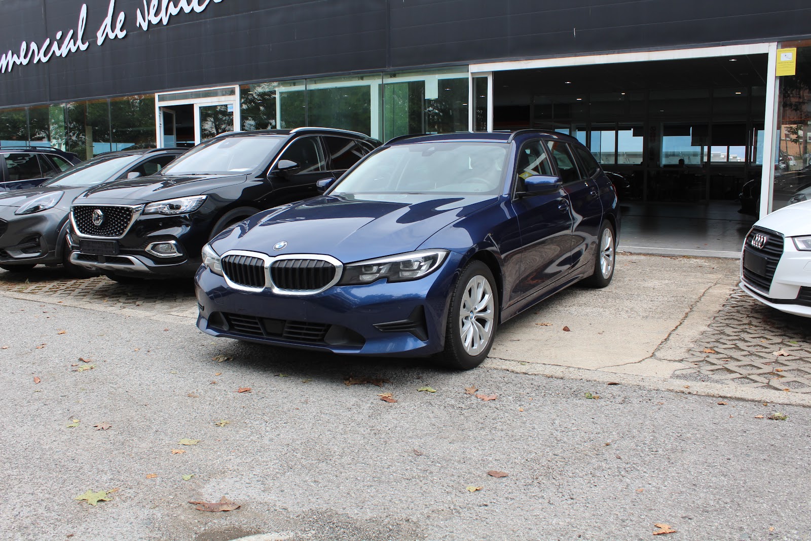 BMW SERIE 3 318d 136