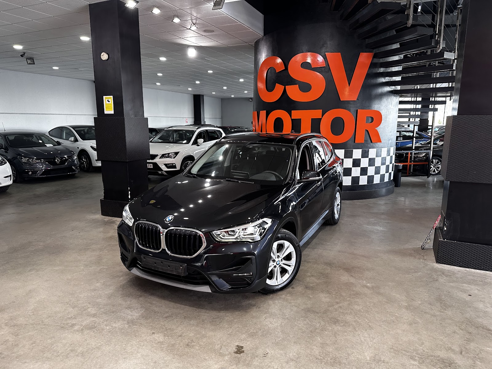 Salpicadero de Bmw X1 2020 · foto real CSV Motor