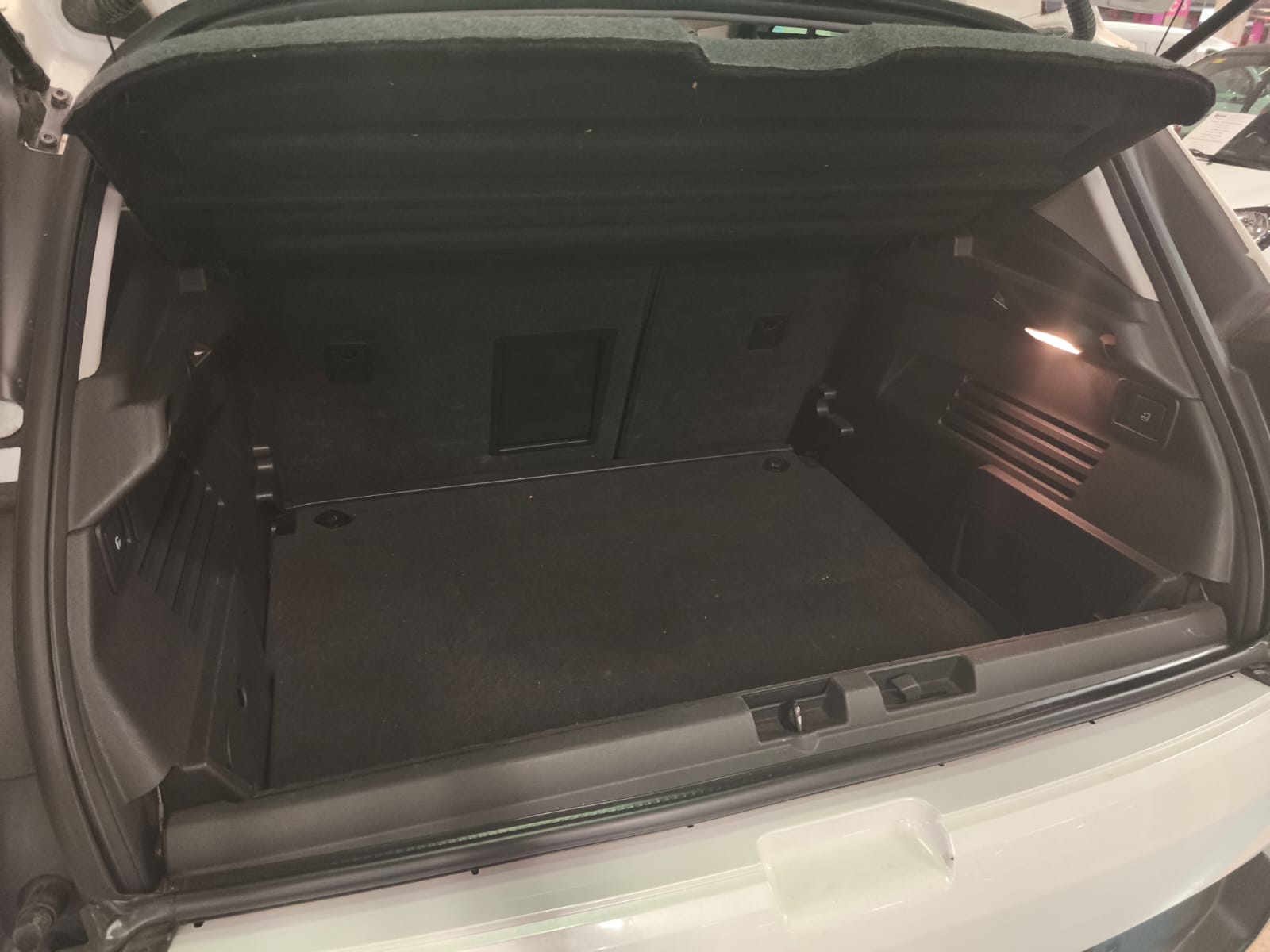 Foto 7 de PEUGEOT 3008 2015 en venta en CSV Motor Valdefuentes