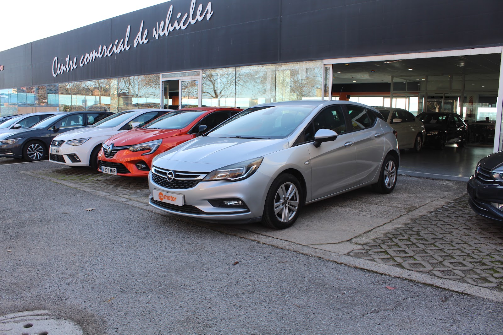 Foto 5 de Opel Astra 2017 en venta en CSV Motor Barcelona · color Plata