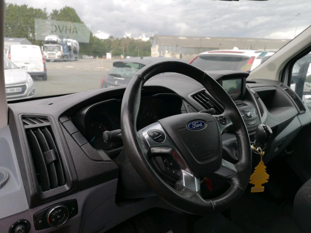 Foto 4 de FORD TRANSIT 2017 en venta en CSV Motor Valdefuentes