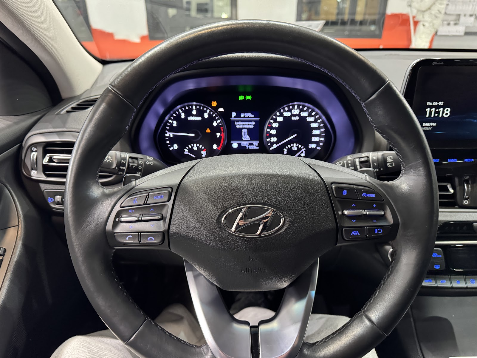 Foto 12 de HYUNDAI I30 2024 en venta en CSV Motor Valdefuentes