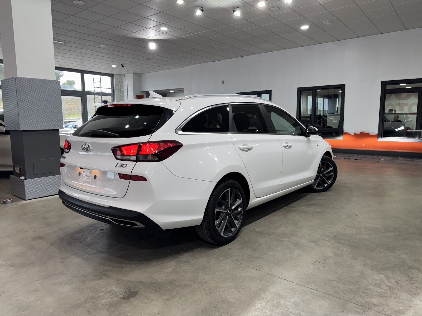 Foto 6 de HYUNDAI I30 2024 en venta en CSV Motor Valdefuentes