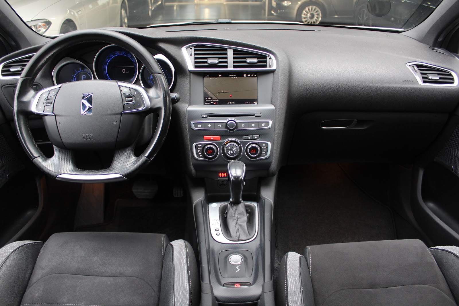 Foto 10 de DS DS4 CROSSBACK 2018 en venta en CSV Motor Barcelona