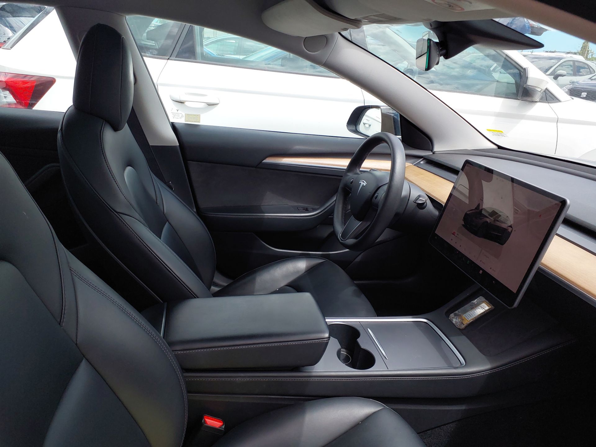 Foto 3 de TESLA MODEL 3 2022 en venta en CSV Motor VALDEFUENTES