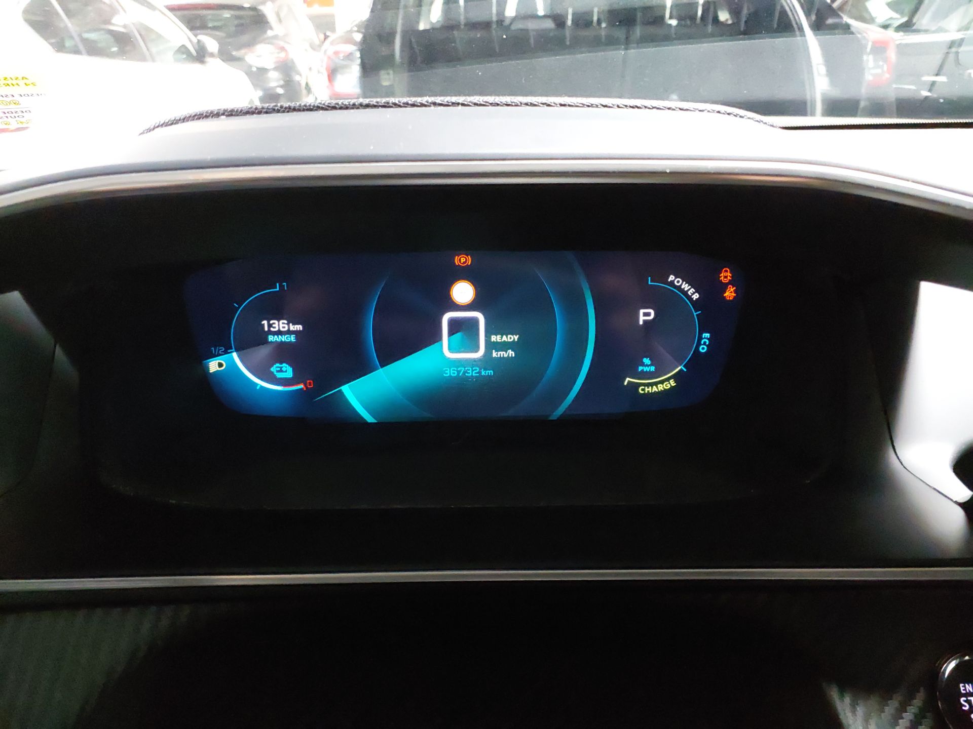 Foto 4 de PEUGEOT 2008 2023 en venta en CSV Motor VALDEFUENTES