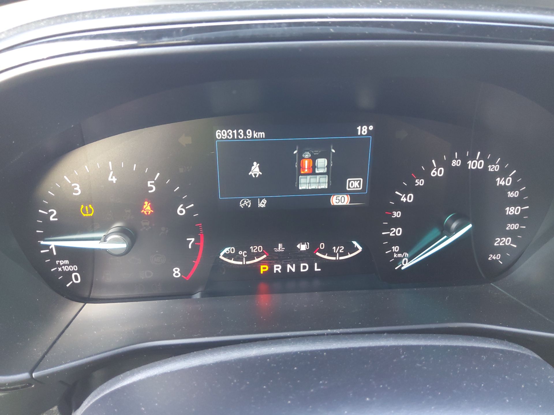 Foto 4 de FORD FOCUS 2024 en venta en CSV Motor VALDEFUENTES