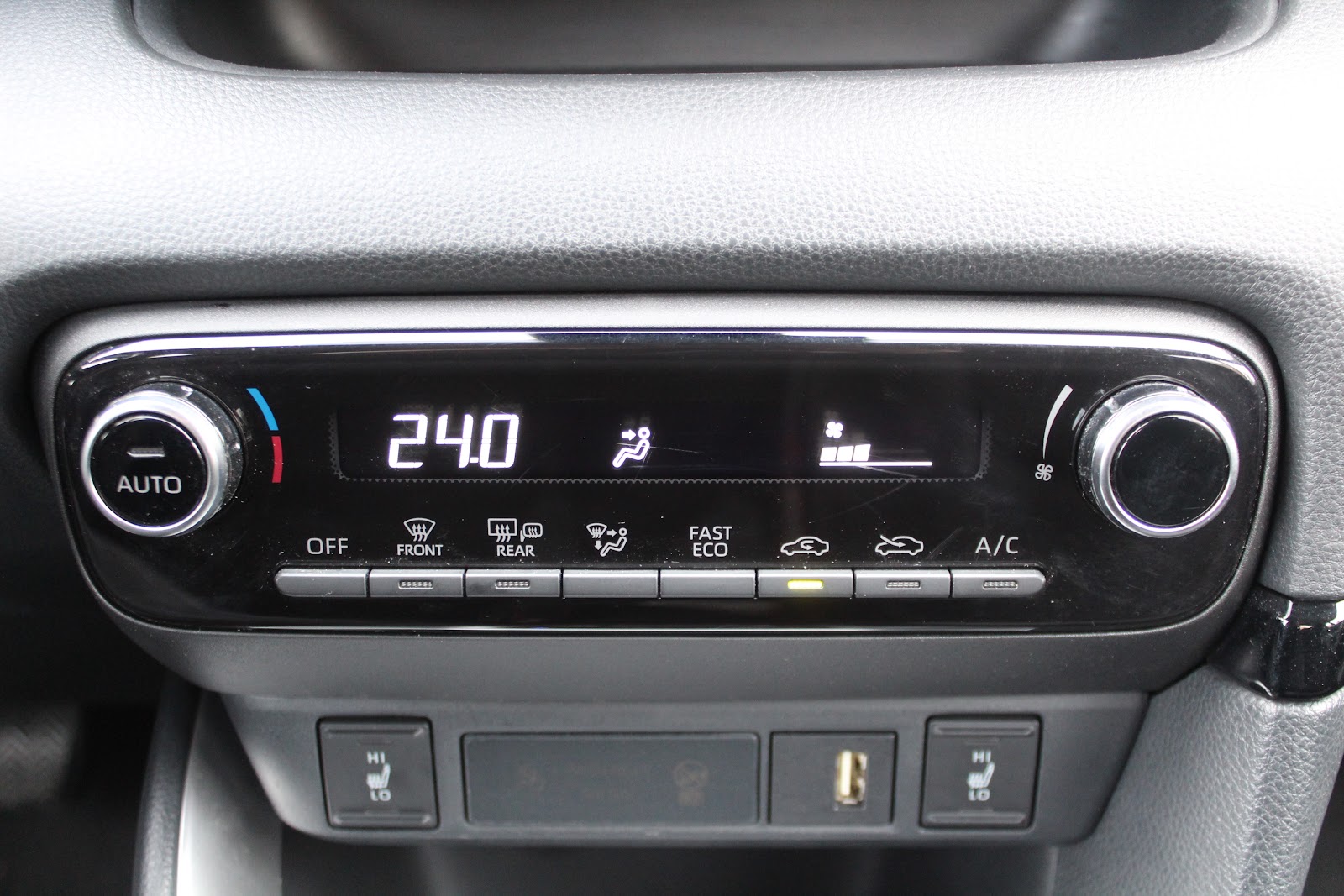 Foto 20 de MAZDA 2 2023 en venta en CSV Motor Barcelona