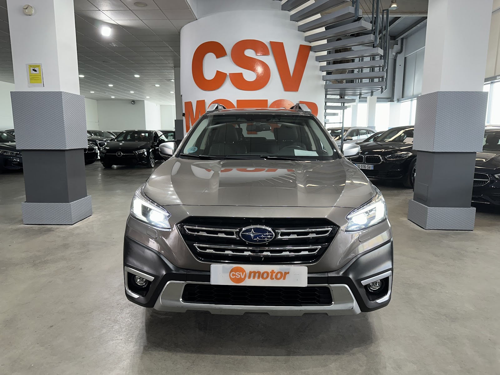 Foto 3 de SUBARU OUTBACK 2023 en venta en CSV Motor Valdefuentes
