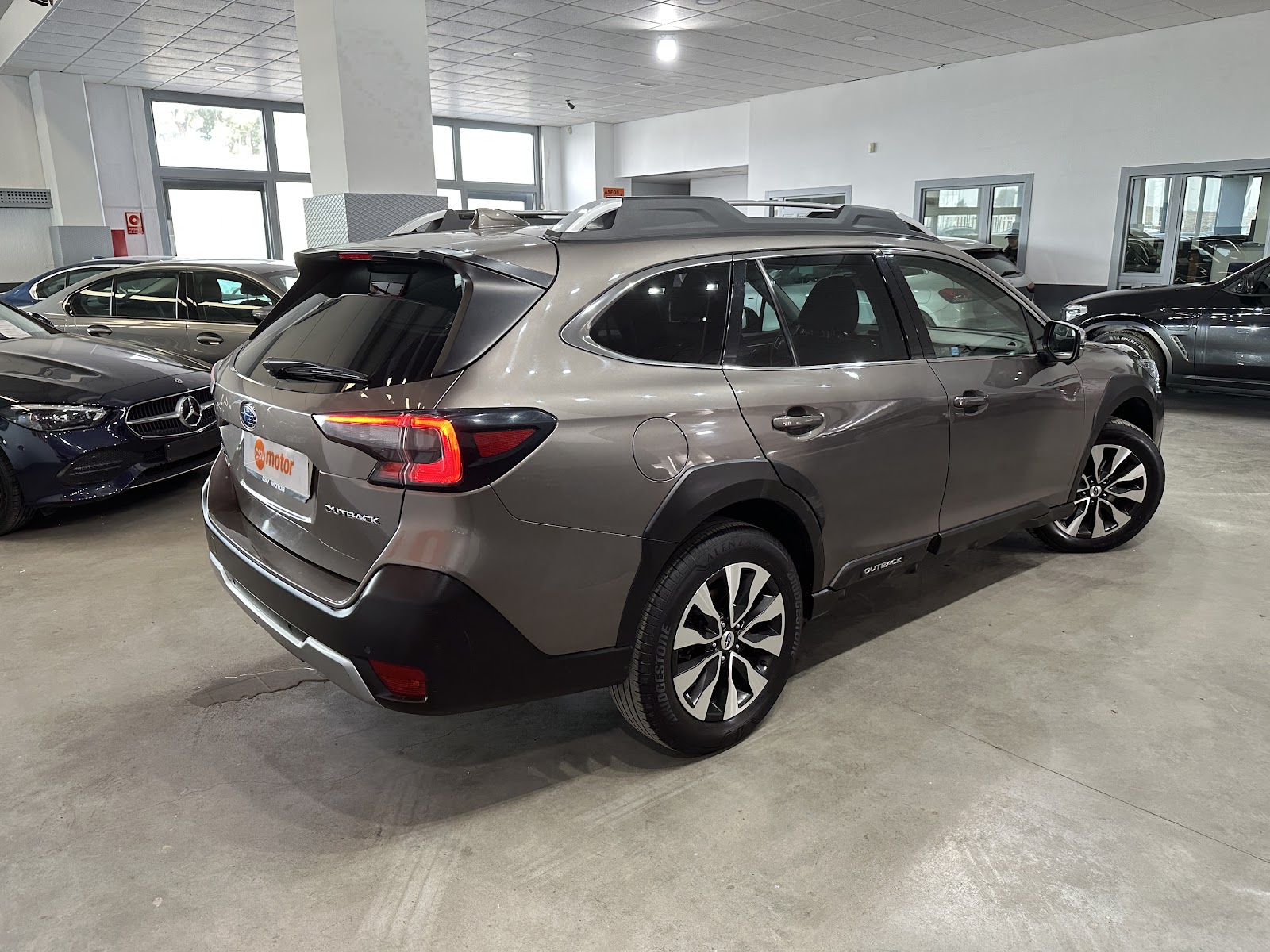 Foto 6 de SUBARU OUTBACK 2023 en venta en CSV Motor Valdefuentes