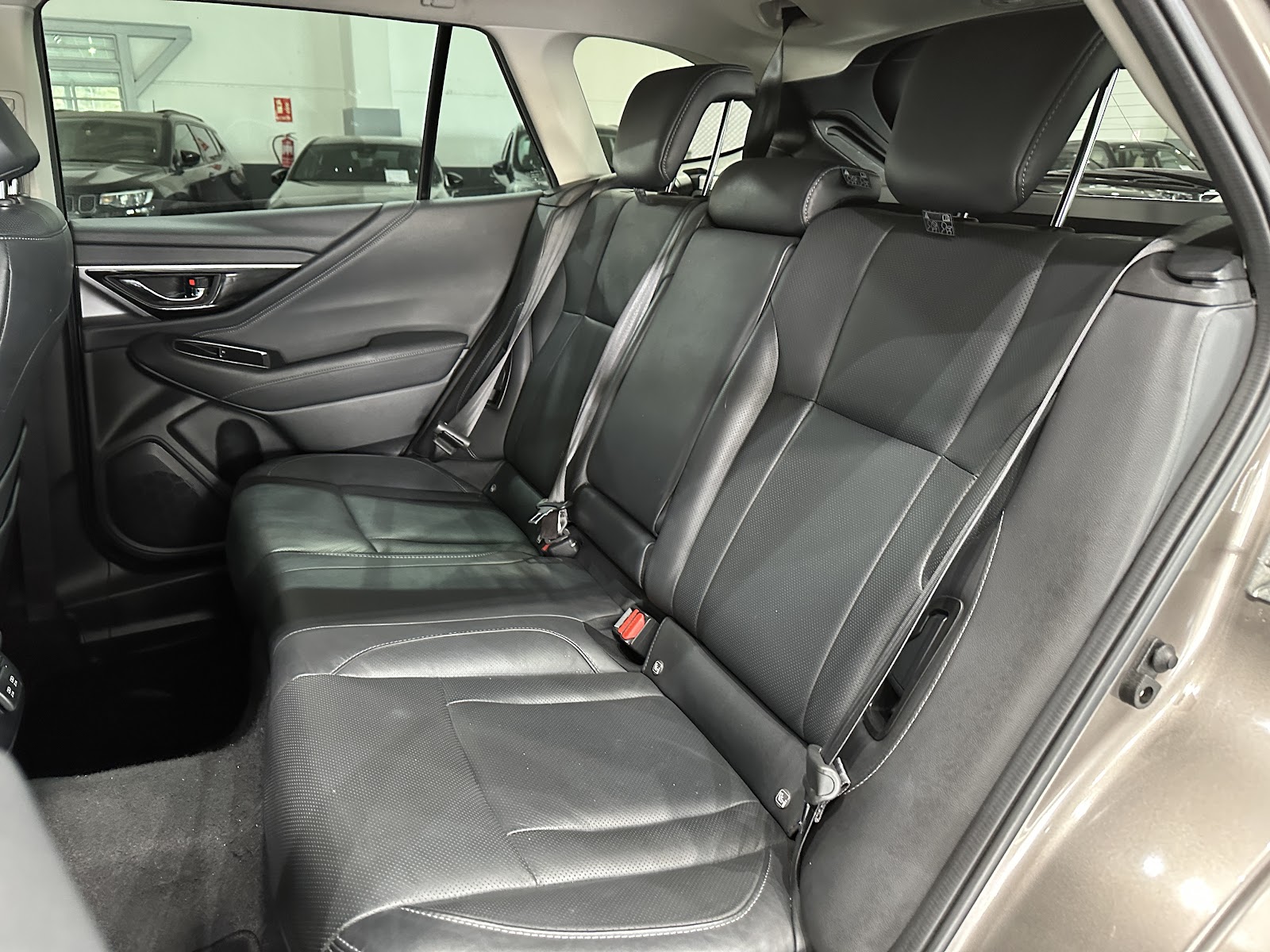 Foto 10 de SUBARU OUTBACK 2023 en venta en CSV Motor Valdefuentes